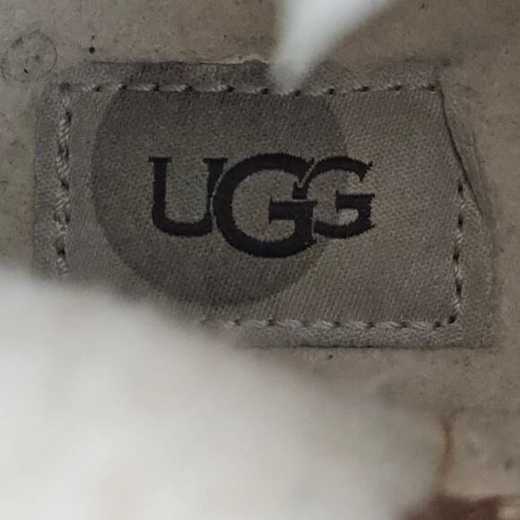 UGG Boots Mens Size 8 Tan CA805 Classic Weather Suede Waterproof Snow Unisex main image 9